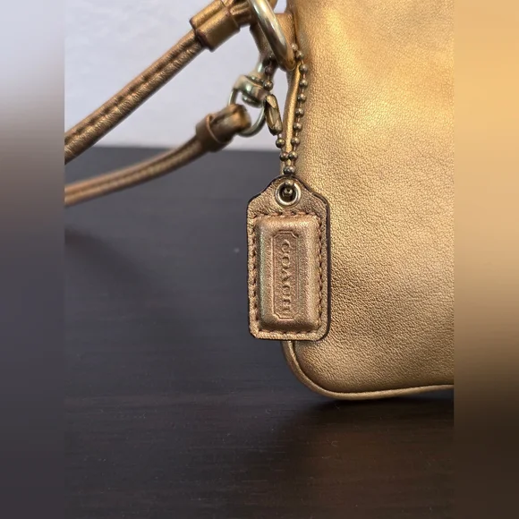 Coach Metallic Leather Gold Wristlet Clutch With Hot Pink Interior - Picture 2 of 10
